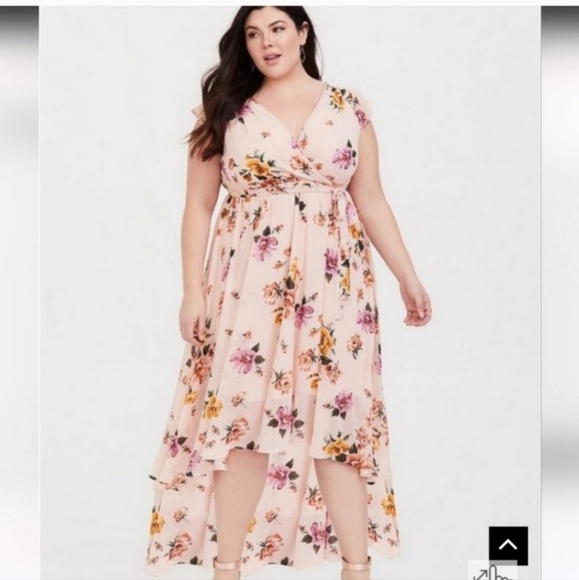 NWOT TORRID 2 Blush Pink Floral Chiffon Hi-Lo Dress - Picture 1 of 5